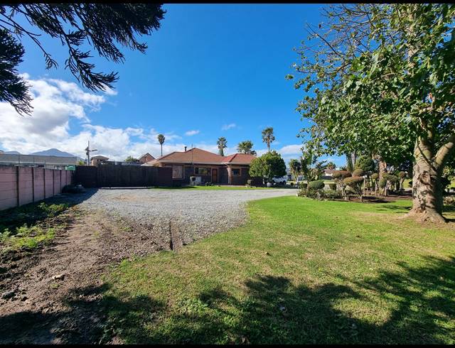 756M² VACANT LAND FOR SALE IN LEVALLIA
